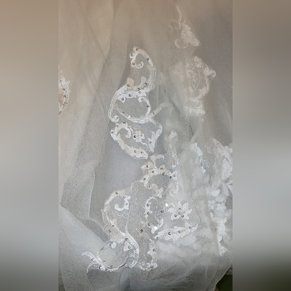 Nina Canacci Ivory Embroidered Wedding Dress - Picture 15 of 15